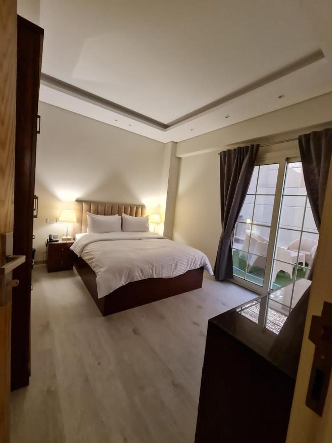 M Residence New Cairo - Families Only Extérieur photo