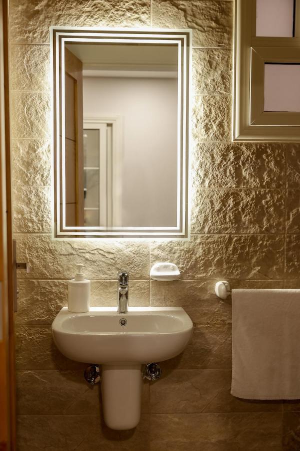 M Residence New Cairo - Families Only Extérieur photo